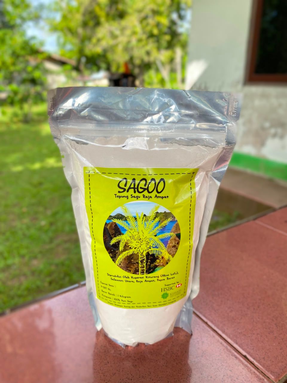 Pengolahan tepung sagu di Kampung Samate (2)